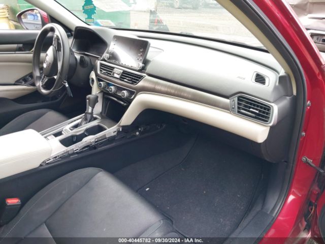 Photo 4 VIN: 1HGCV1F19JA214907 - HONDA ACCORD 