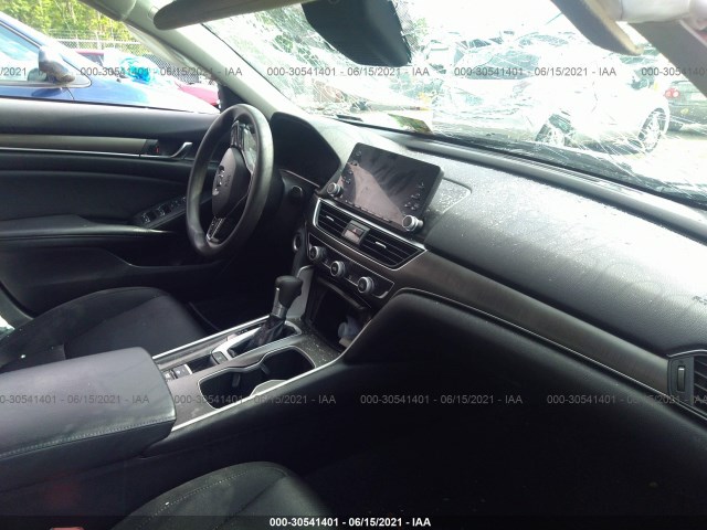 Photo 4 VIN: 1HGCV1F19JA224837 - HONDA ACCORD SEDAN 