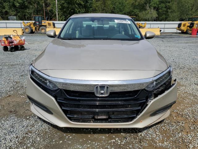 Photo 4 VIN: 1HGCV1F19JA254839 - HONDA ACCORD LX 