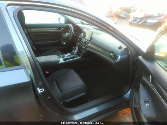 Photo 4 VIN: 1HGCV1F19KA026227 - HONDA ACCORD 