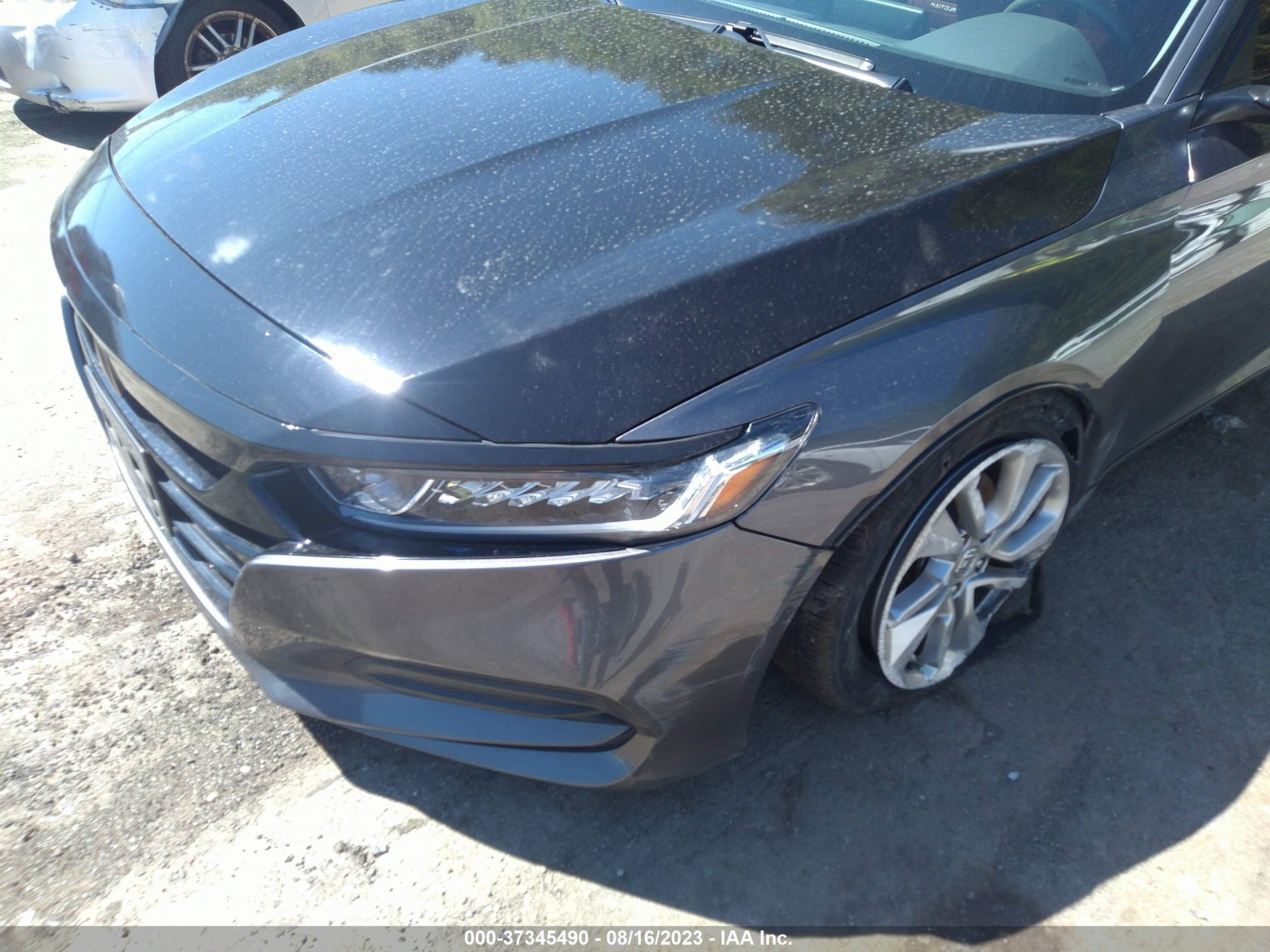 Photo 4 VIN: 1HGCV1F19KA027975 - HONDA ACCORD 