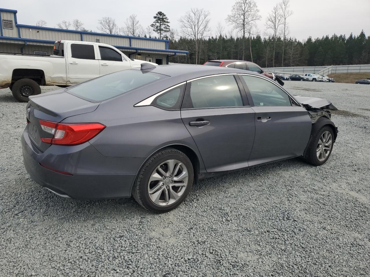 Photo 2 VIN: 1HGCV1F19KA080627 - HONDA ACCORD 