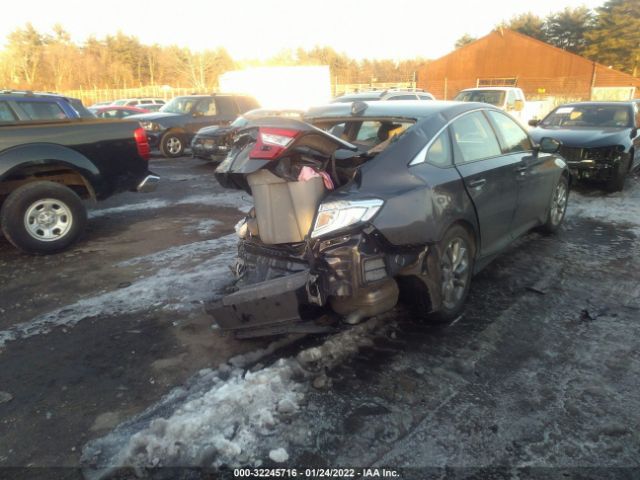 Photo 3 VIN: 1HGCV1F1XJA015560 - HONDA ACCORD SEDAN 