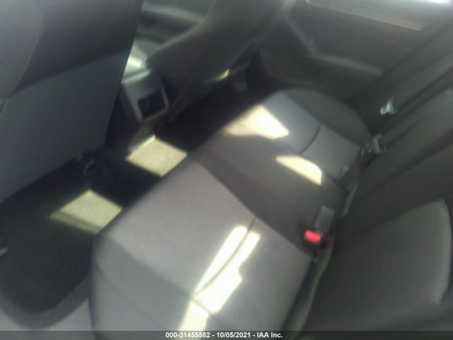 Photo 7 VIN: 1HGCV1F1XJA064841 - HONDA ACCORD SEDAN 