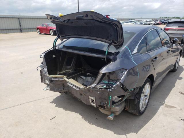 Photo 8 VIN: 1HGCV1F1XJA100639 - HONDA ACCORD LX 