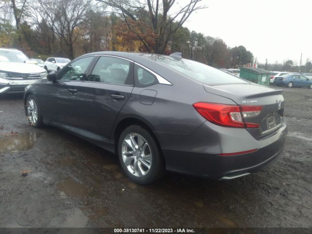 Photo 2 VIN: 1HGCV1F1XJA112452 - HONDA ACCORD 