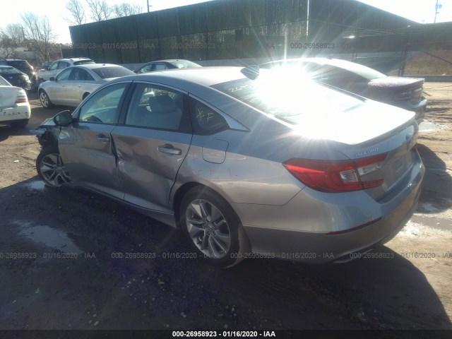 Photo 2 VIN: 1HGCV1F1XJA202782 - HONDA ACCORD SEDAN 