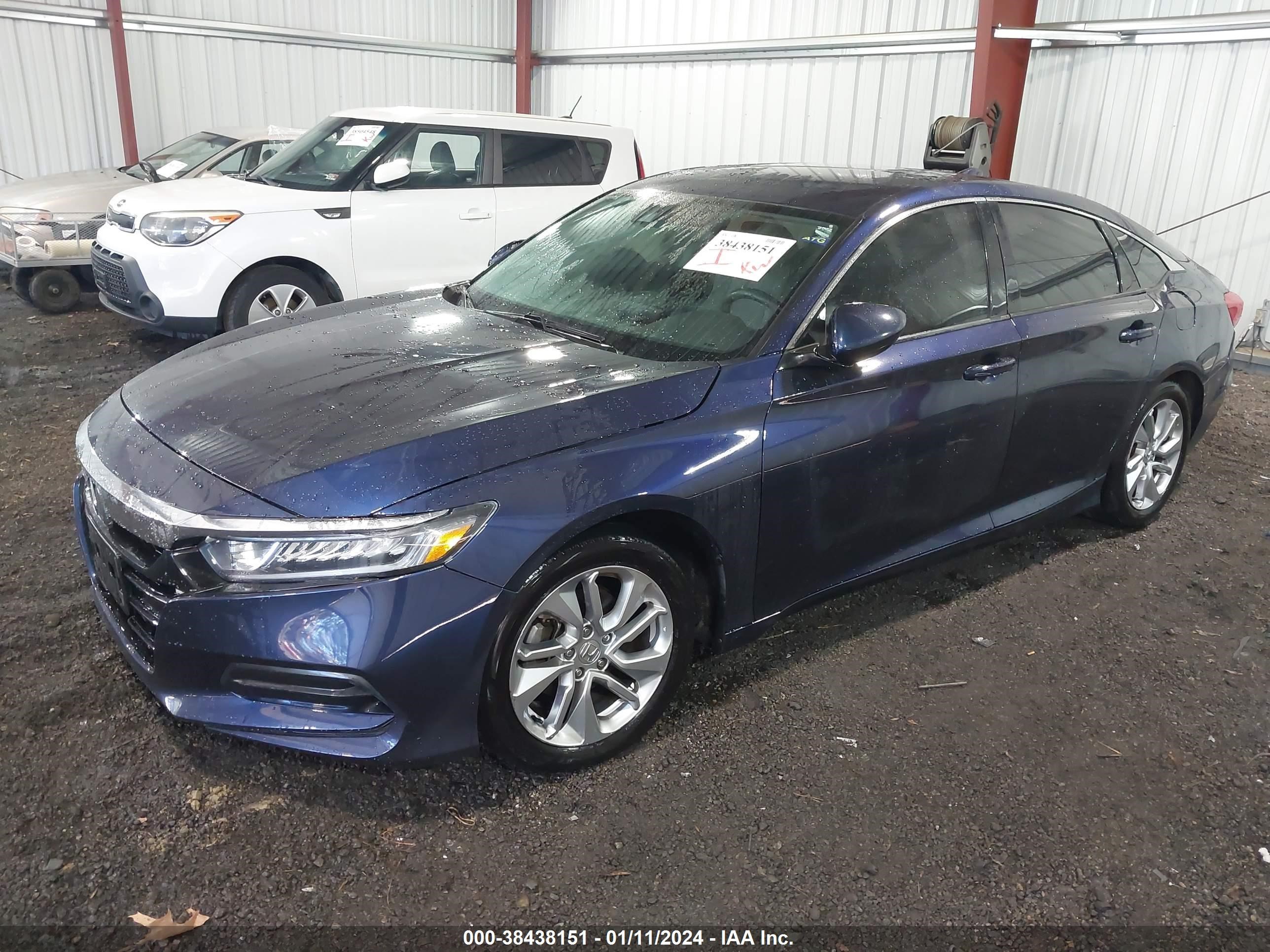 Photo 1 VIN: 1HGCV1F1XJA206153 - HONDA ACCORD 