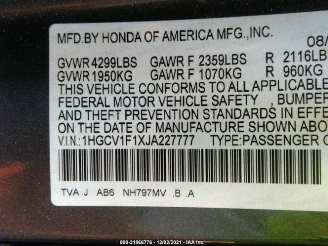 Photo 8 VIN: 1HGCV1F1XJA227777 - HONDA ACCORD SEDAN 