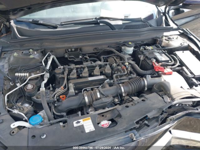 Photo 9 VIN: 1HGCV1F1XJA251500 - HONDA ACCORD 