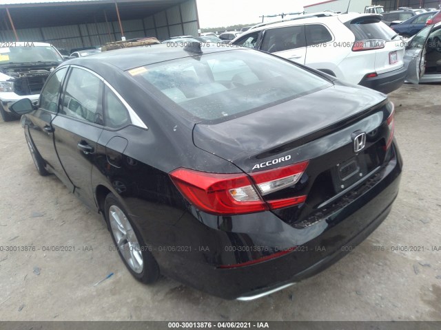 Photo 2 VIN: 1HGCV1F1XJA257930 - HONDA ACCORD 