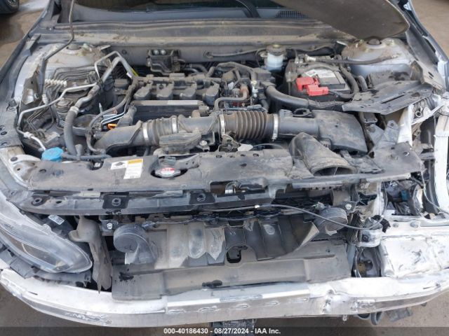 Photo 9 VIN: 1HGCV1F1XKA069653 - HONDA ACCORD 