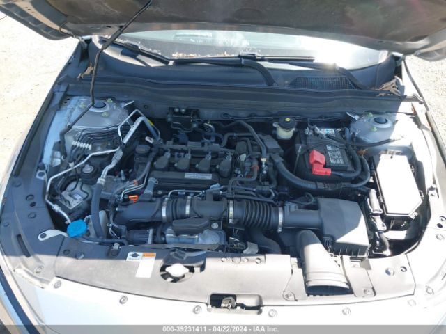 Photo 9 VIN: 1HGCV1F1XKA117961 - HONDA ACCORD 