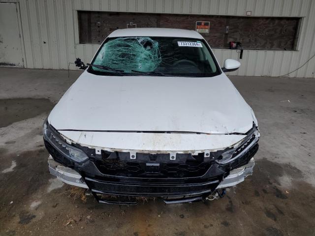 Photo 4 VIN: 1HGCV1F1XKA173916 - HONDA ACCORD LX 