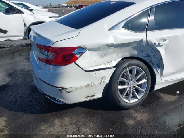 Photo 5 VIN: 1HGCV1F1XMA114111 - HONDA ACCORD 