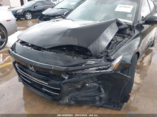 Photo 5 VIN: 1HGCV1F1XMA116666 - HONDA ACCORD 