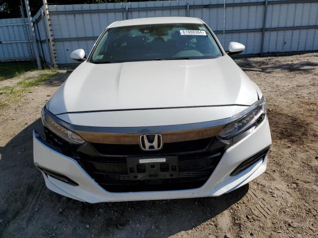 Photo 4 VIN: 1HGCV1F30JA010983 - HONDA ACCORD 