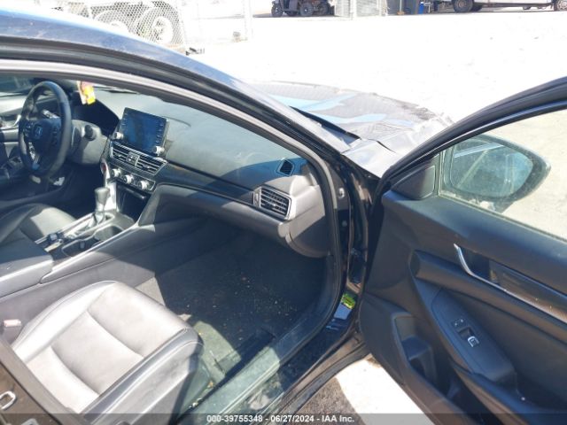 Photo 4 VIN: 1HGCV1F30JA094285 - HONDA ACCORD 