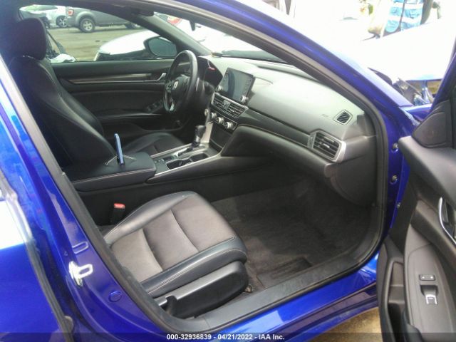 Photo 4 VIN: 1HGCV1F30JA104345 - HONDA ACCORD SEDAN 