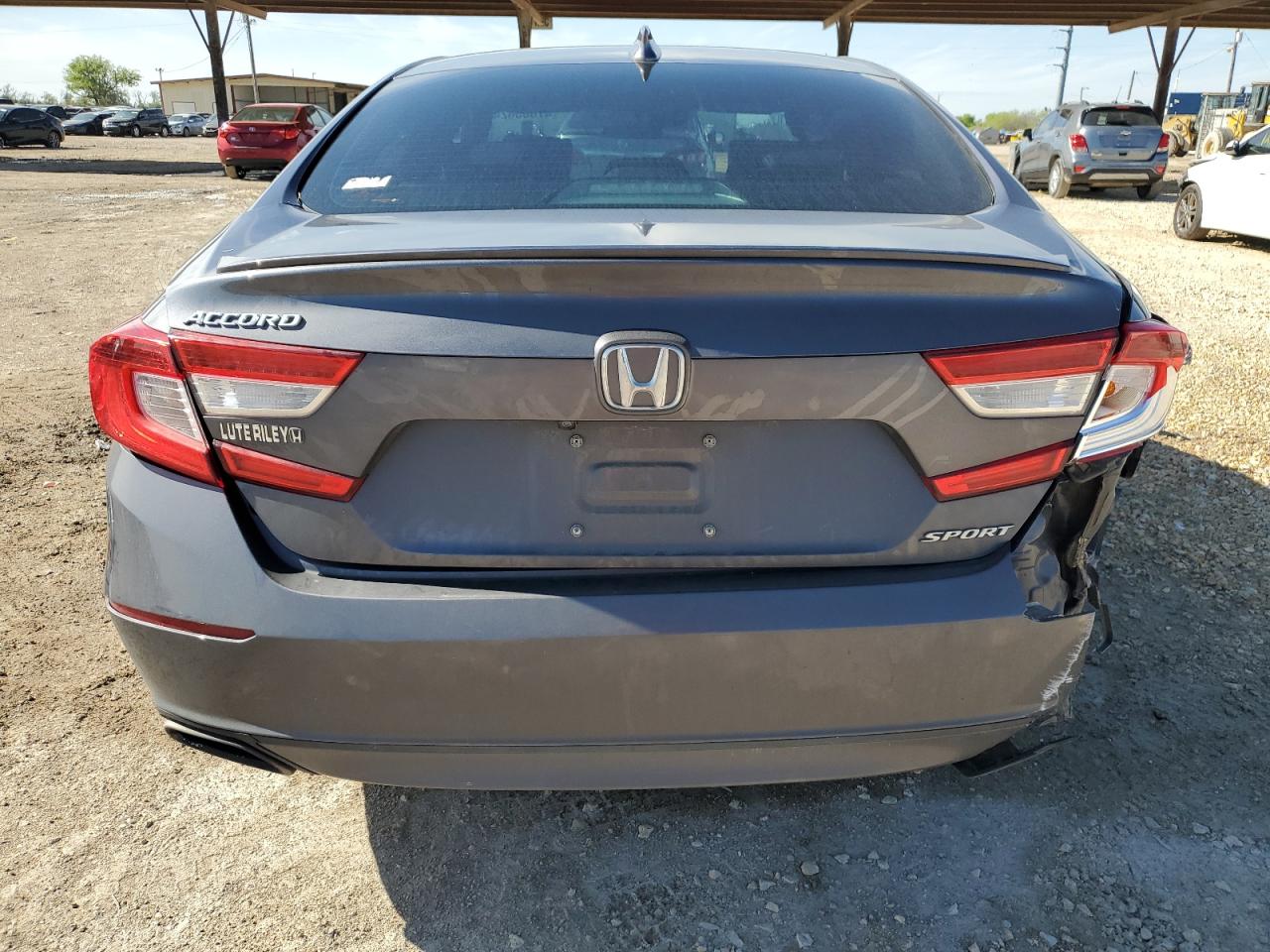 Photo 5 VIN: 1HGCV1F30JA132341 - HONDA ACCORD 