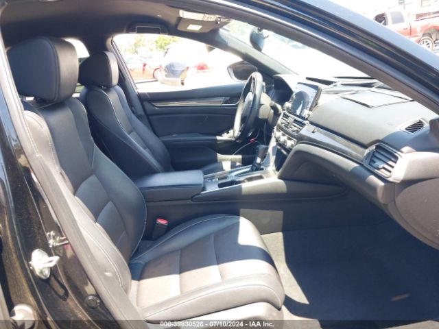 Photo 4 VIN: 1HGCV1F30JA166344 - HONDA ACCORD 