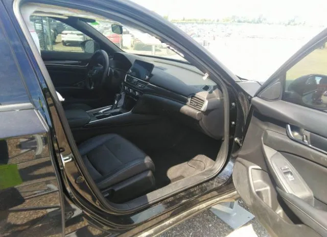 Photo 4 VIN: 1HGCV1F30JA180034 - HONDA ACCORD SEDAN 