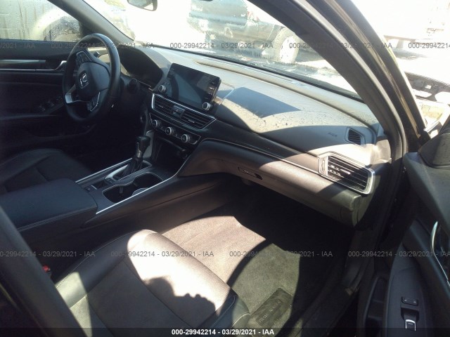 Photo 4 VIN: 1HGCV1F30JA208625 - HONDA ACCORD SEDAN 