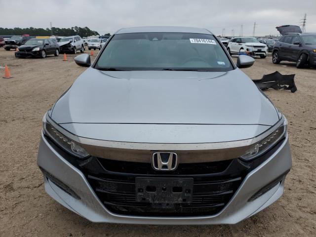 Photo 4 VIN: 1HGCV1F30JA209967 - HONDA ACCORD SPO 