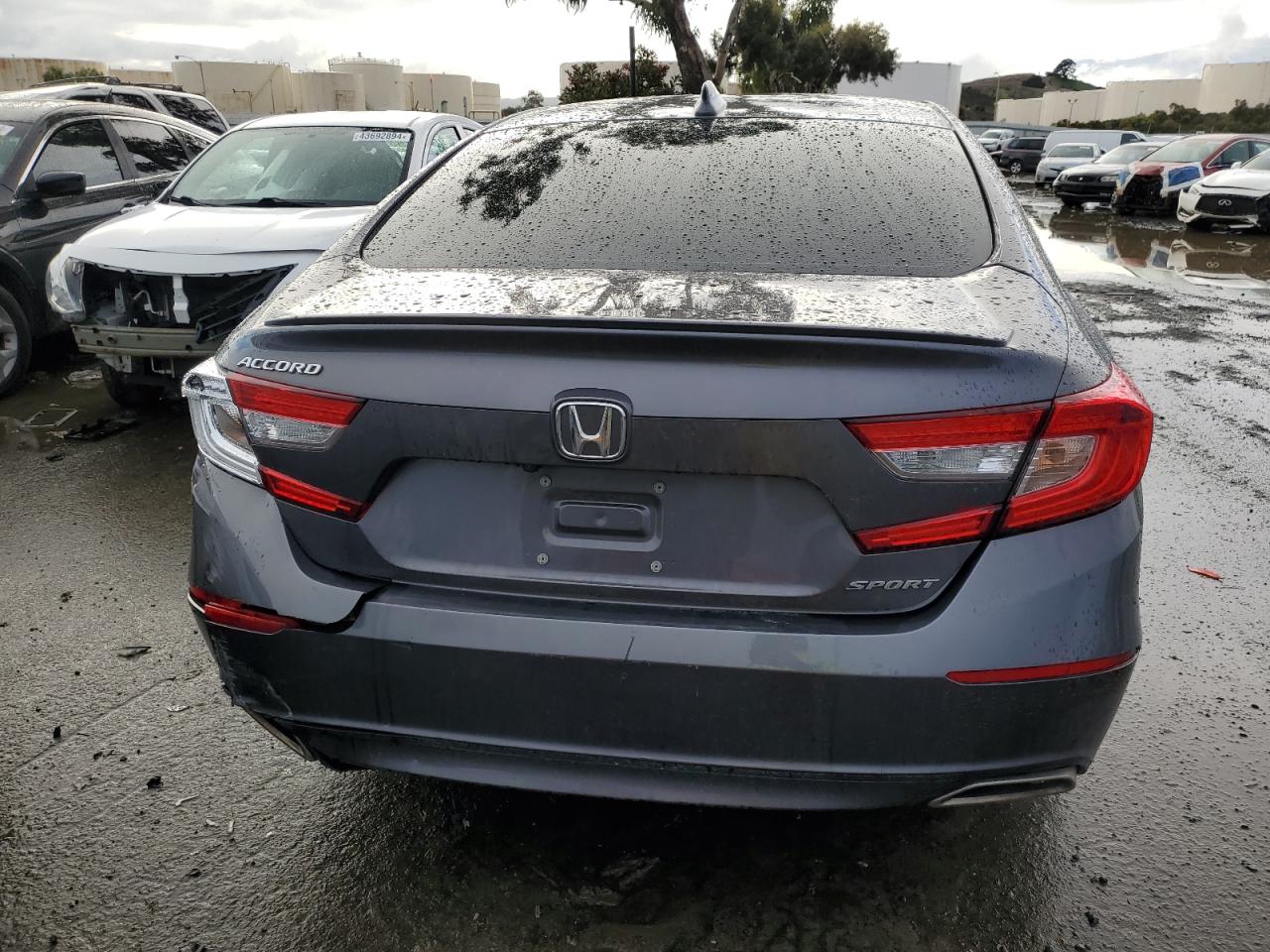 Photo 5 VIN: 1HGCV1F30KA036677 - HONDA ACCORD 