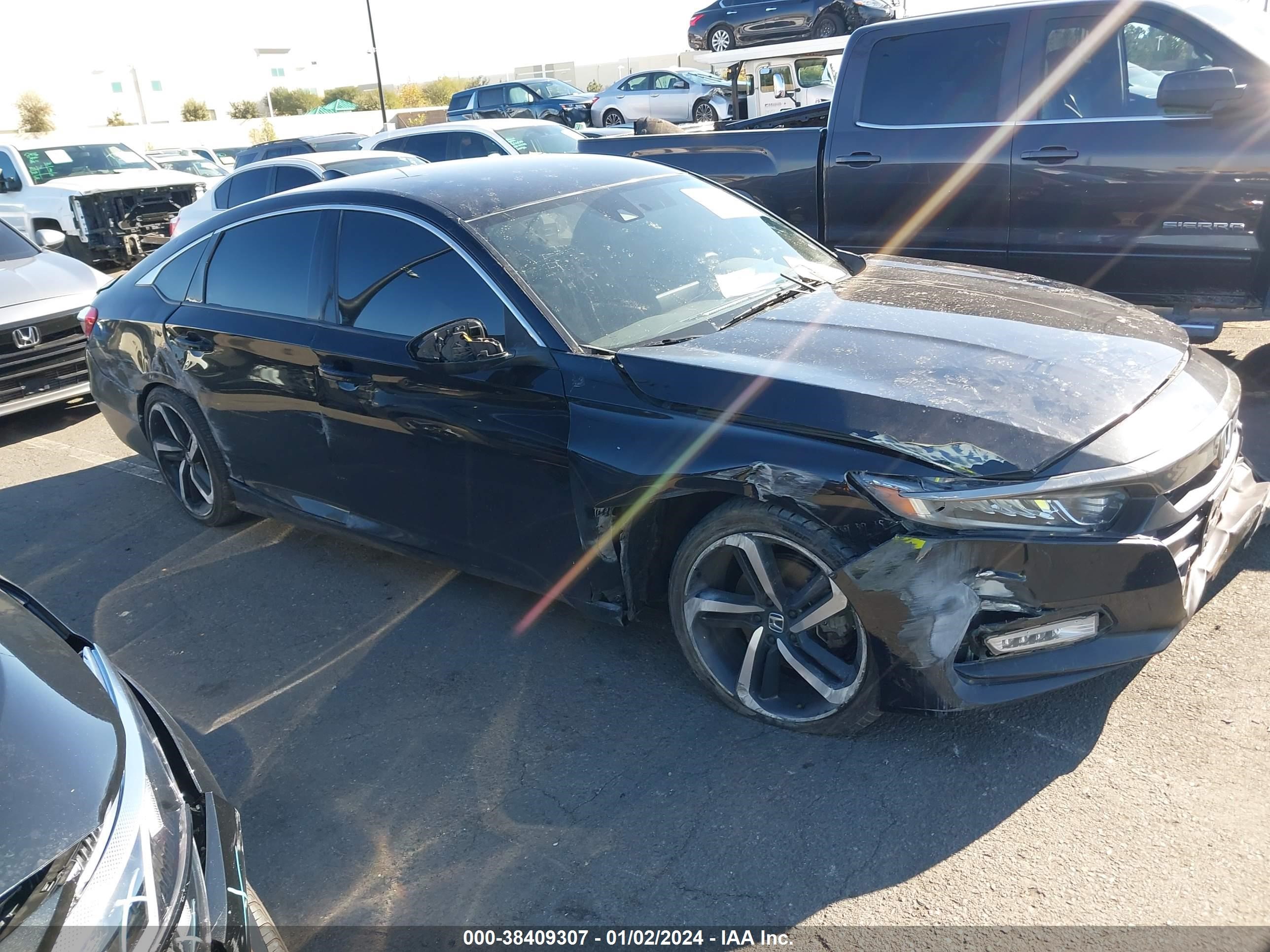 Photo 12 VIN: 1HGCV1F30KA057805 - HONDA ACCORD 