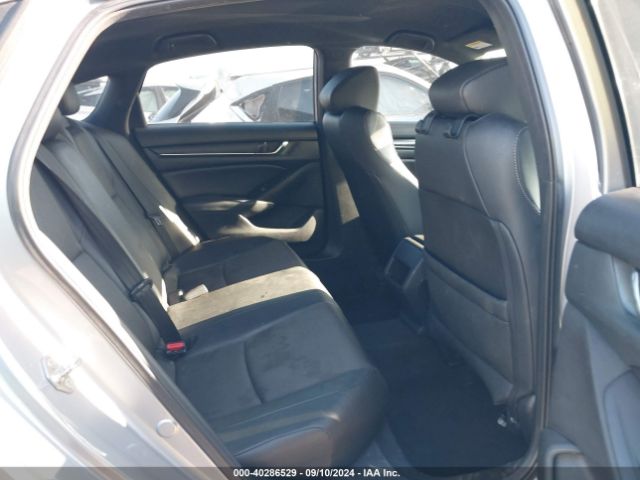 Photo 7 VIN: 1HGCV1F30KA070005 - HONDA ACCORD 