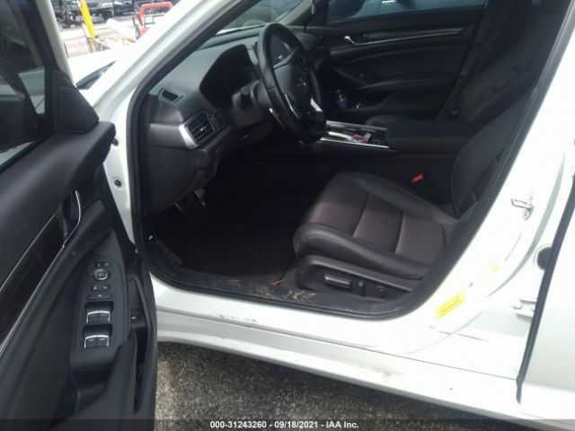 Photo 5 VIN: 1HGCV1F30LA067669 - HONDA ACCORD SEDAN 