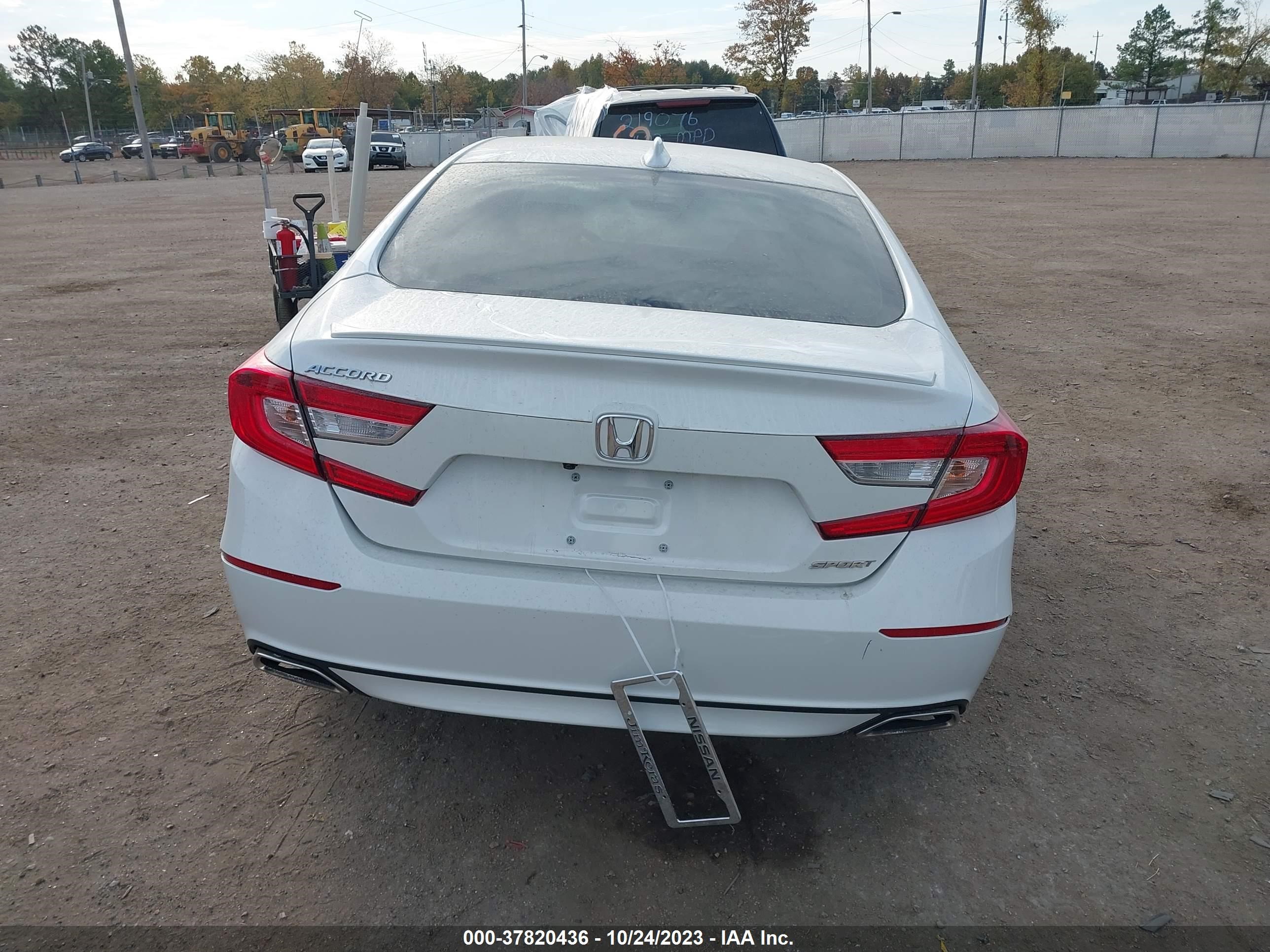 Photo 15 VIN: 1HGCV1F30LA107197 - HONDA ACCORD 