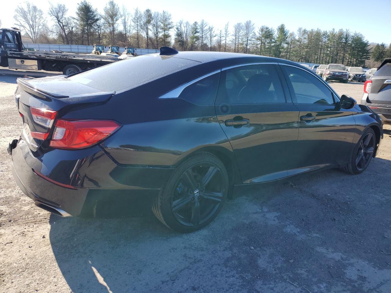 Photo 2 VIN: 1HGCV1F30MA016366 - HONDA ACCORD 