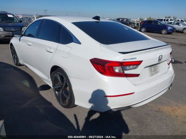 Photo 2 VIN: 1HGCV1F30MA072243 - HONDA ACCORD 