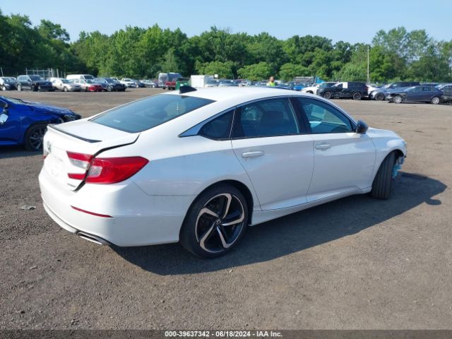 Photo 3 VIN: 1HGCV1F30MA104673 - HONDA ACCORD 