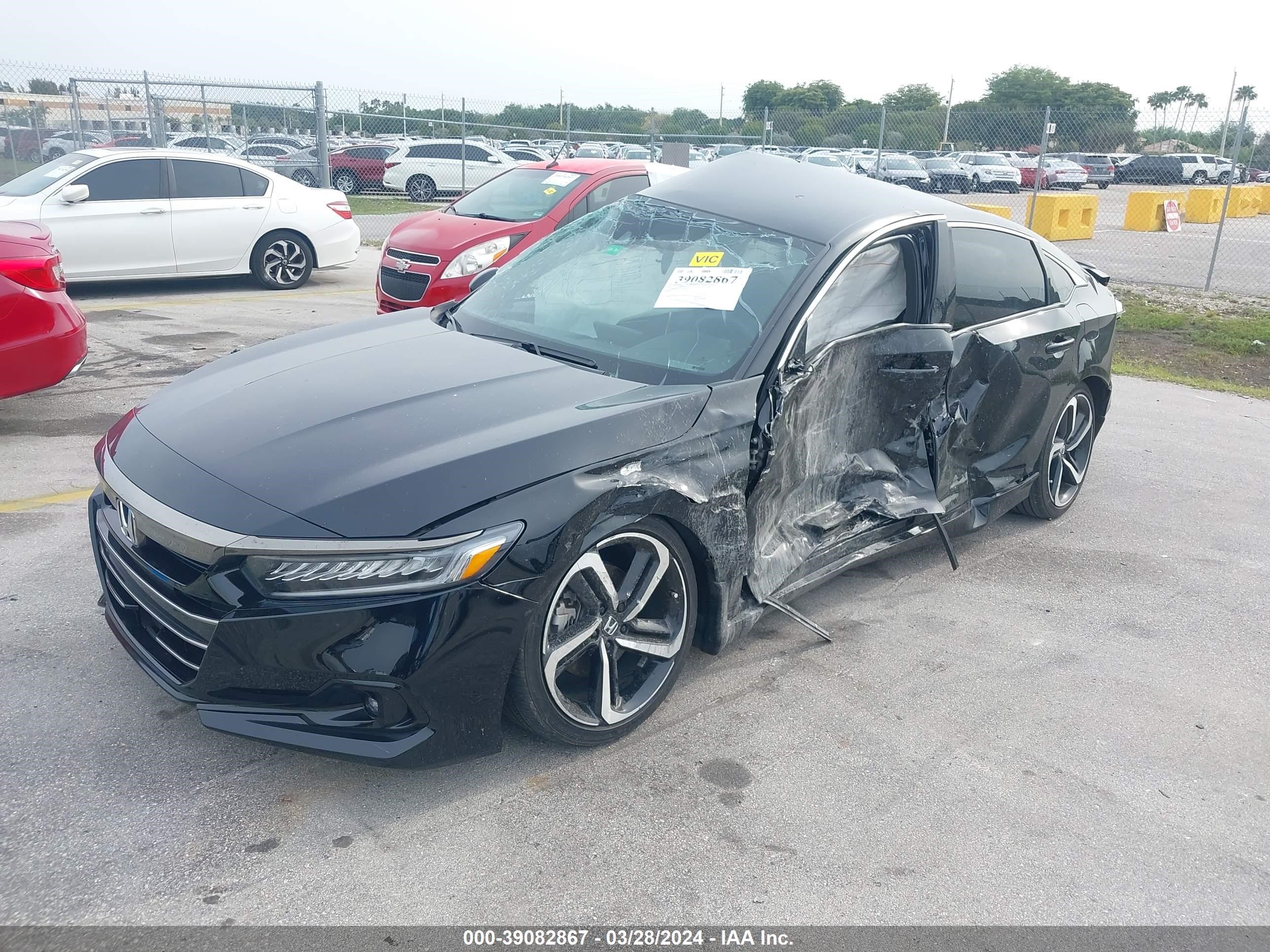 Photo 1 VIN: 1HGCV1F30NA087889 - HONDA ACCORD 