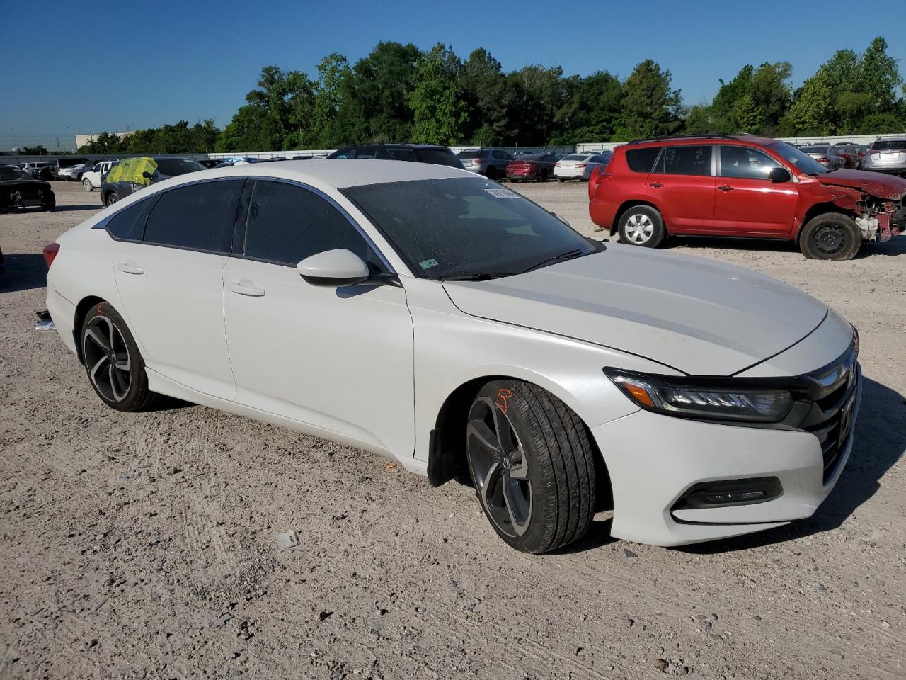 Photo 3 VIN: 1HGCV1F31JA020177 - HONDA ACCORD 