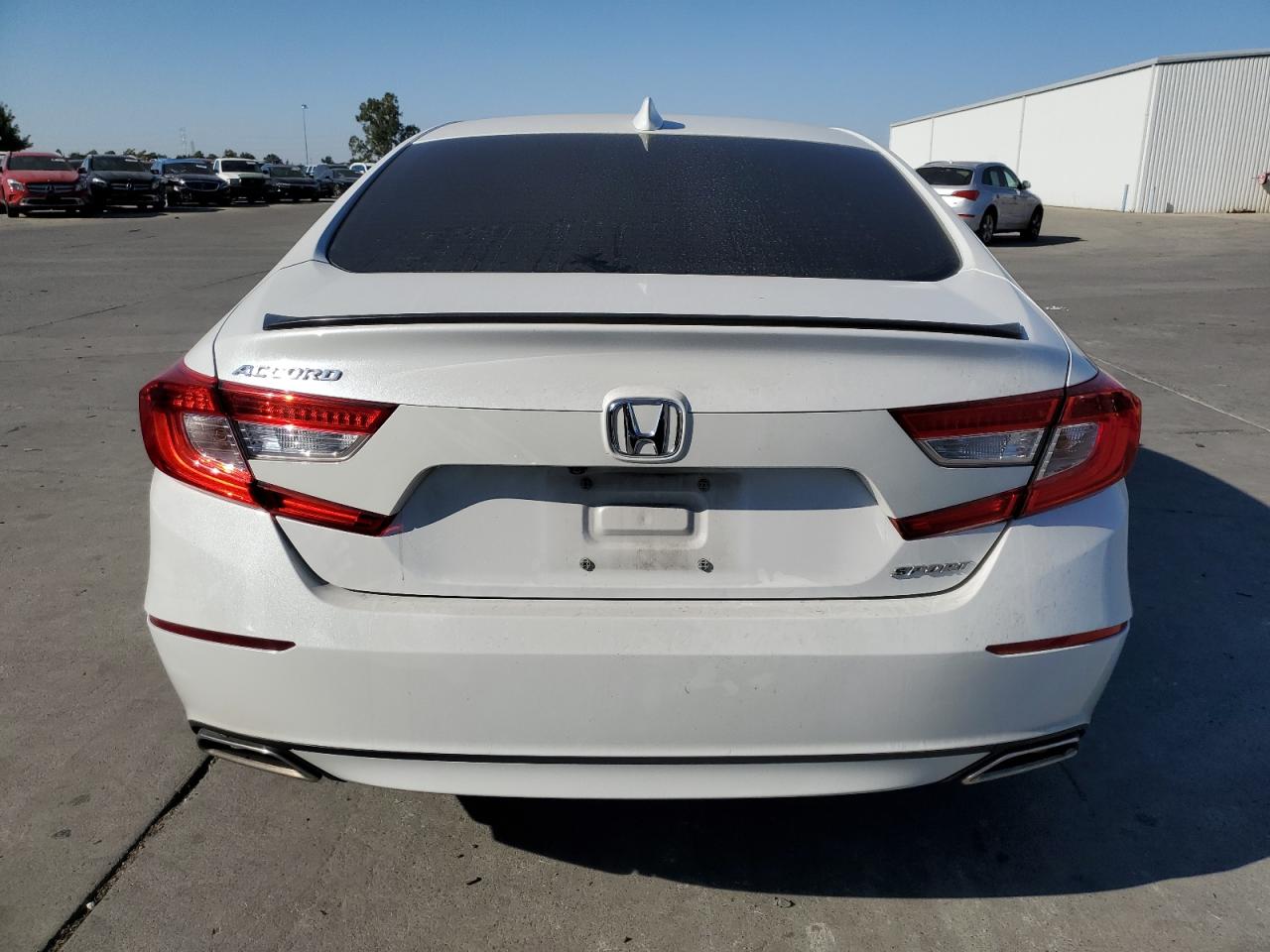 Photo 5 VIN: 1HGCV1F31JA175473 - HONDA ACCORD 