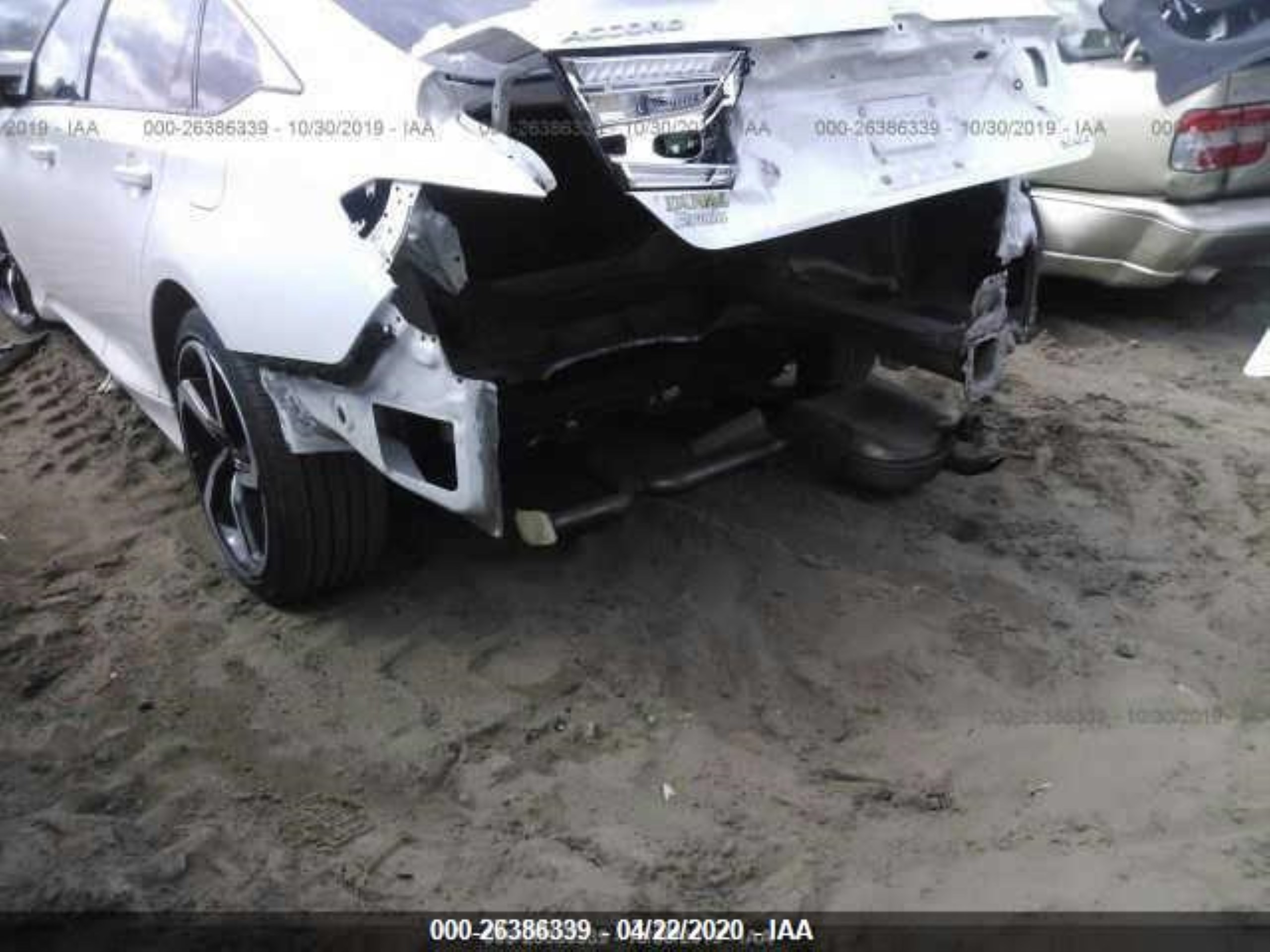 Photo 5 VIN: 1HGCV1F31JA226857 - HONDA ACCORD 