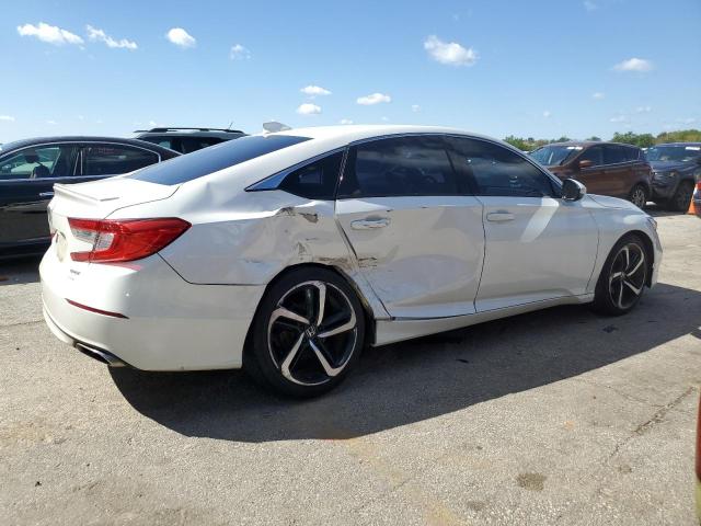 Photo 2 VIN: 1HGCV1F31JA259633 - HONDA ACCORD 