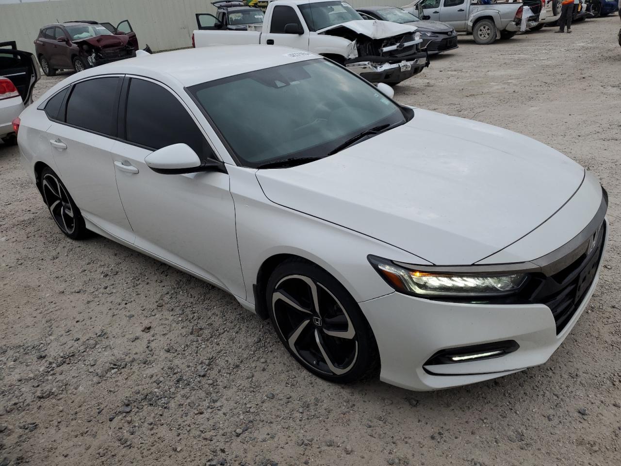 Photo 3 VIN: 1HGCV1F31KA041578 - HONDA ACCORD 