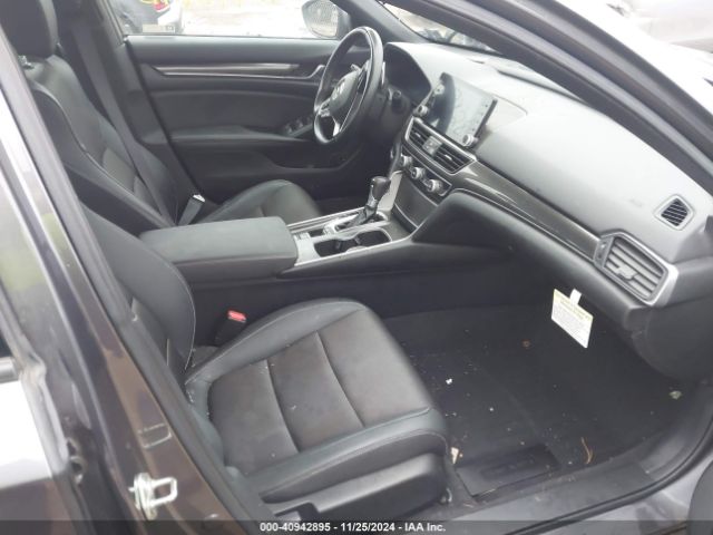 Photo 4 VIN: 1HGCV1F31KA052645 - HONDA ACCORD 