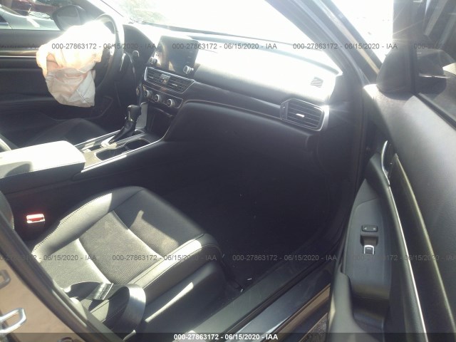 Photo 4 VIN: 1HGCV1F31KA091199 - HONDA ACCORD SEDAN 