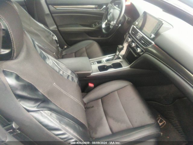 Photo 4 VIN: 1HGCV1F31KA115467 - HONDA ACCORD 