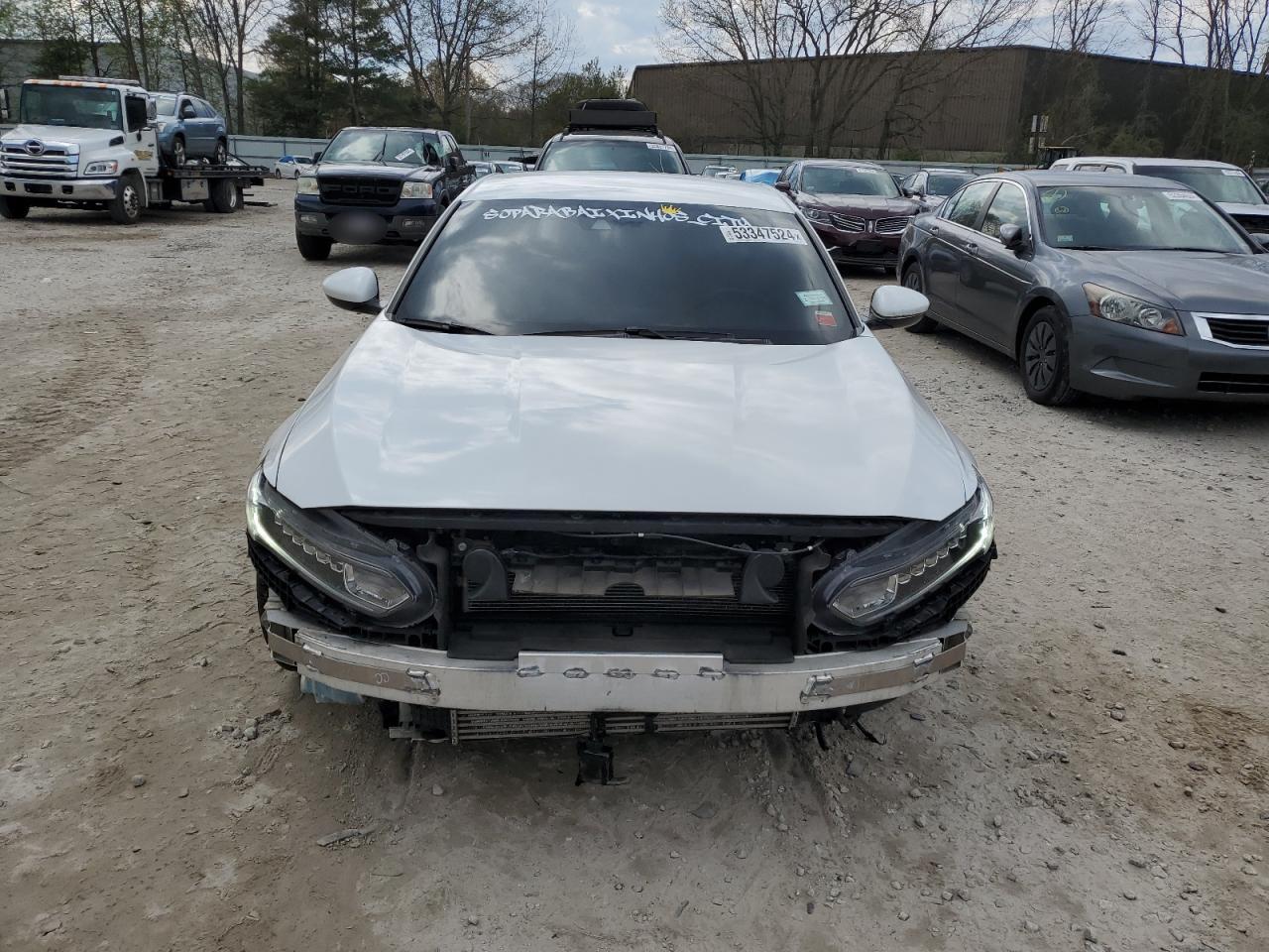 Photo 4 VIN: 1HGCV1F31KA162031 - HONDA ACCORD 