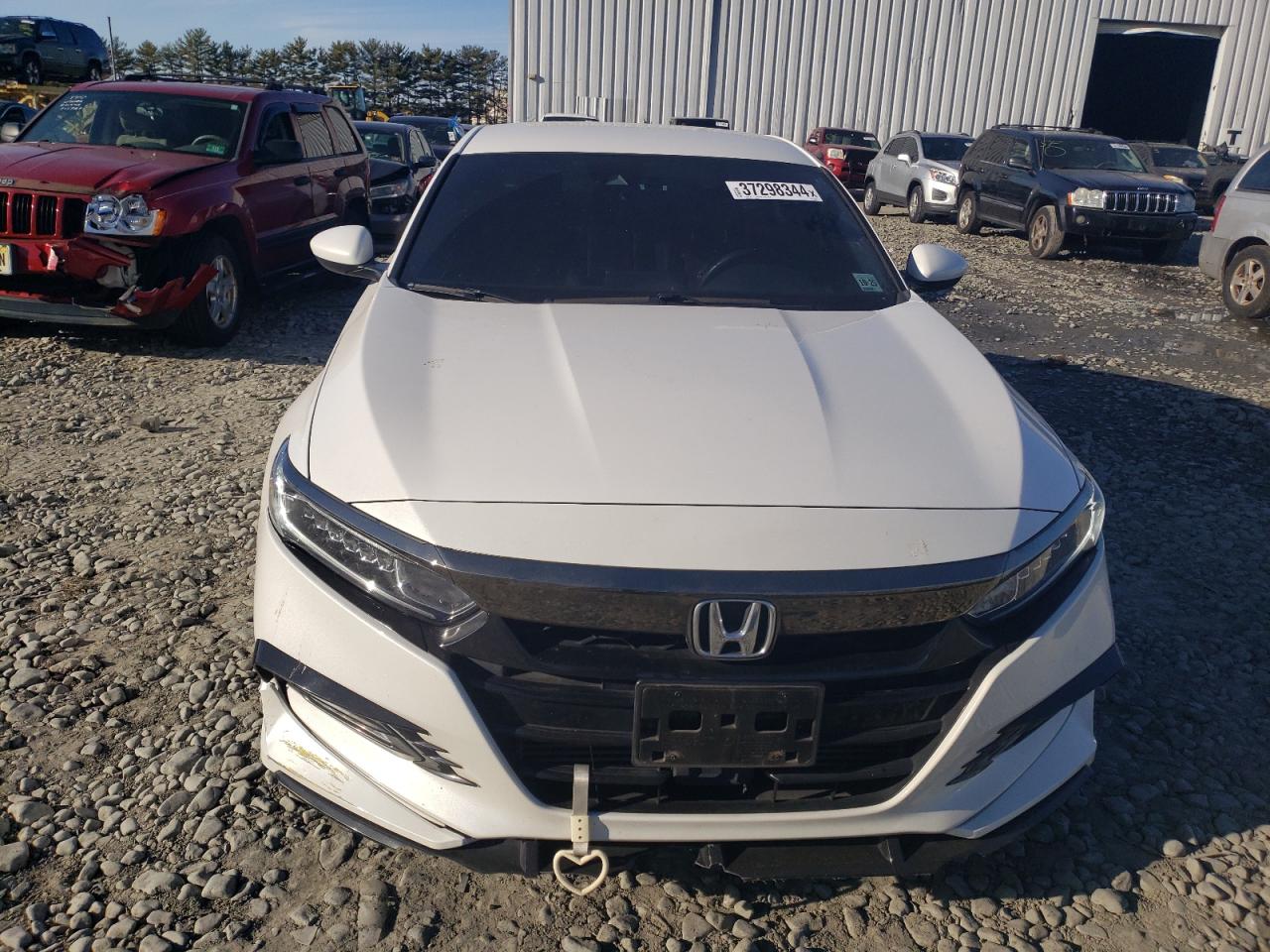 Photo 4 VIN: 1HGCV1F31LA126423 - HONDA ACCORD 