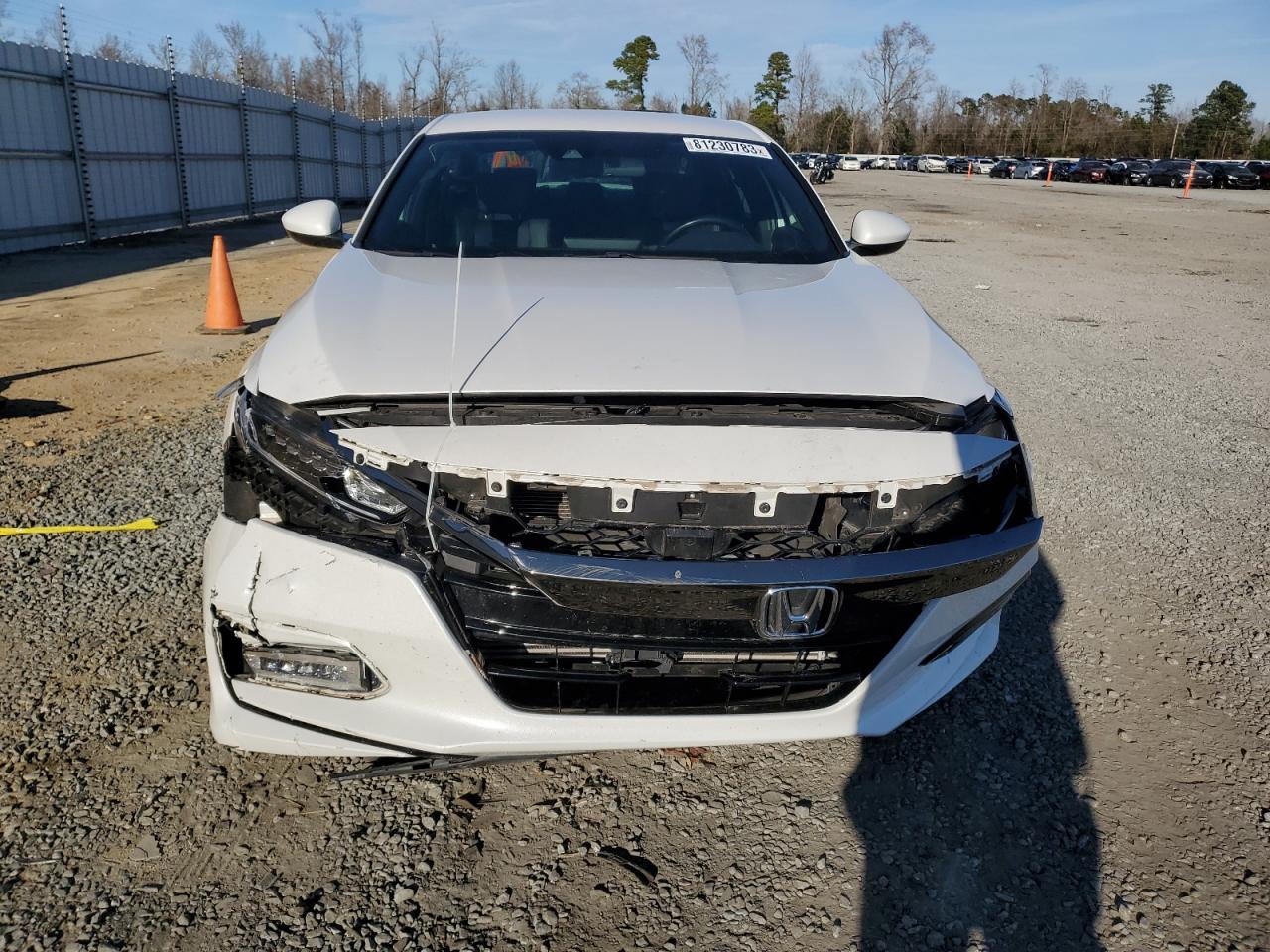 Photo 4 VIN: 1HGCV1F31LA142749 - HONDA ACCORD 