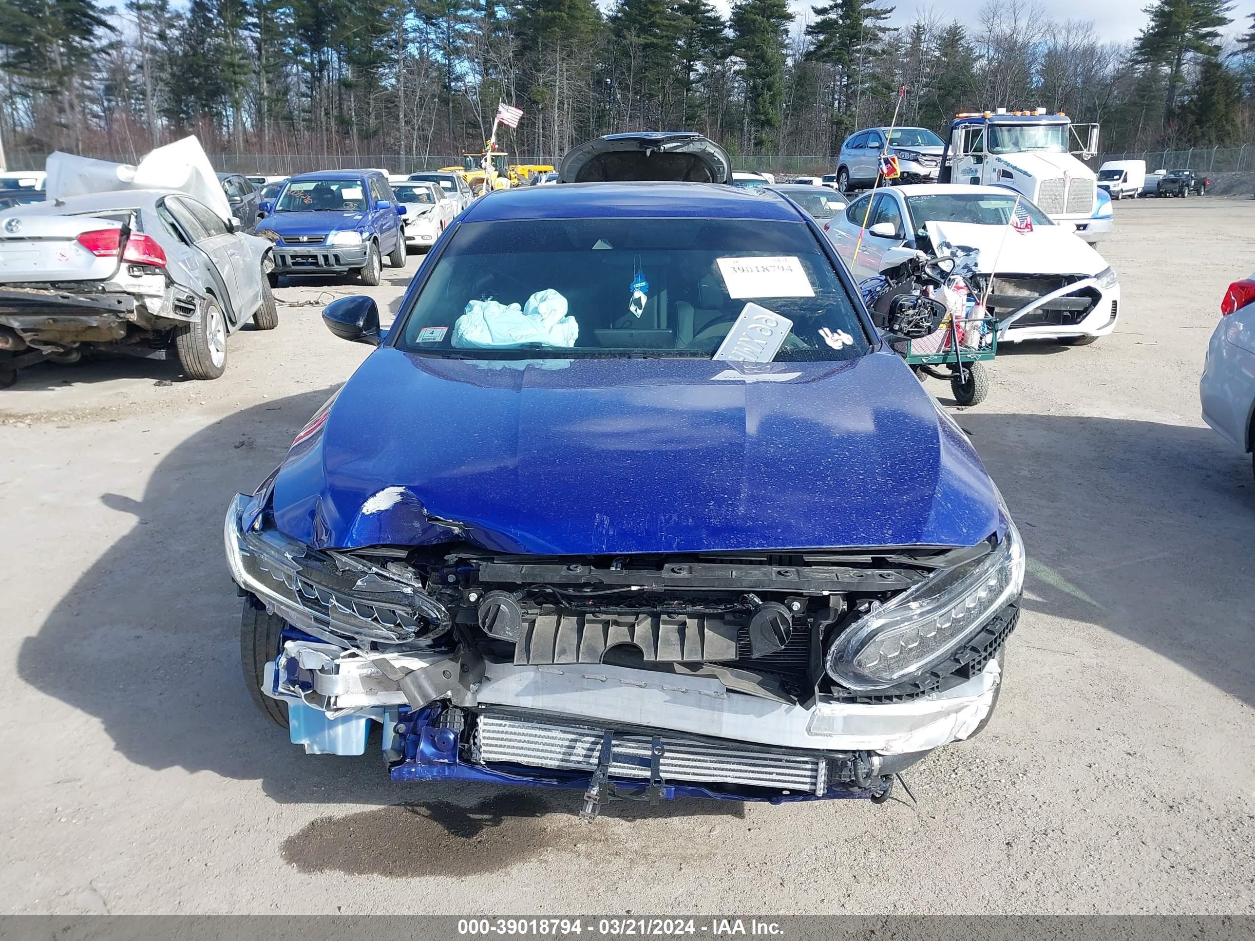 Photo 11 VIN: 1HGCV1F31MA043477 - HONDA ACCORD 