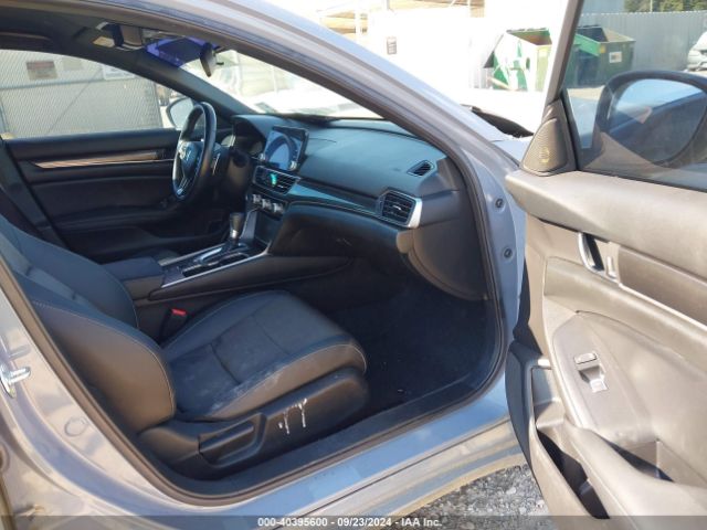 Photo 4 VIN: 1HGCV1F31MA121062 - HONDA ACCORD 